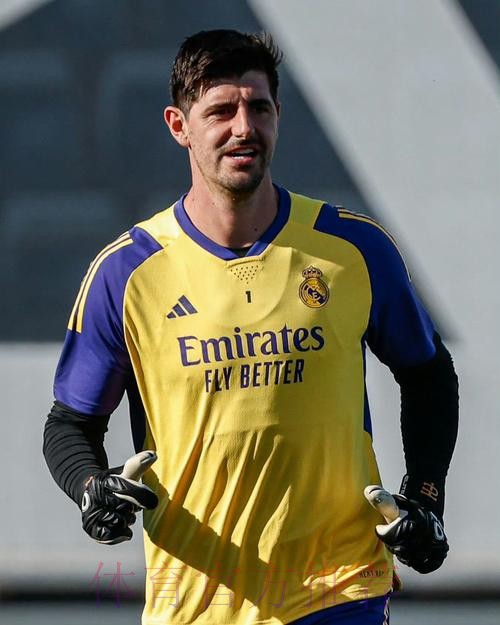 再遭重伤！官方：库尔图瓦训练中右膝半月板撕裂